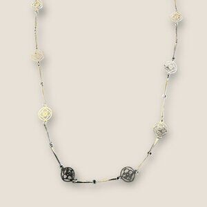 Avon Vintage Lace Flower Necklace Silver Tone Jewelry Elegant Floral Design